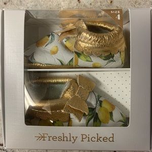 Freshly Picked Lemonade Bow Mocc